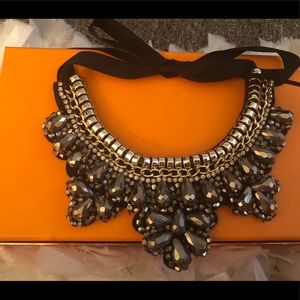 Bib Style necklace black/silver/gold